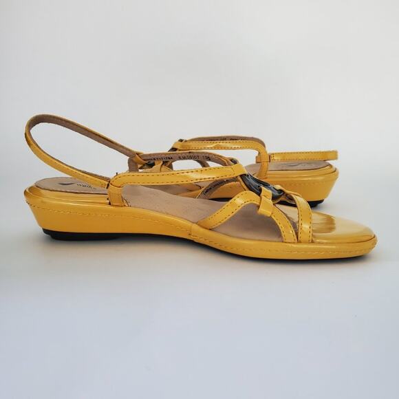 SoftWalk Slingback Strappy Wedge Sandals - Picture 6 of 9